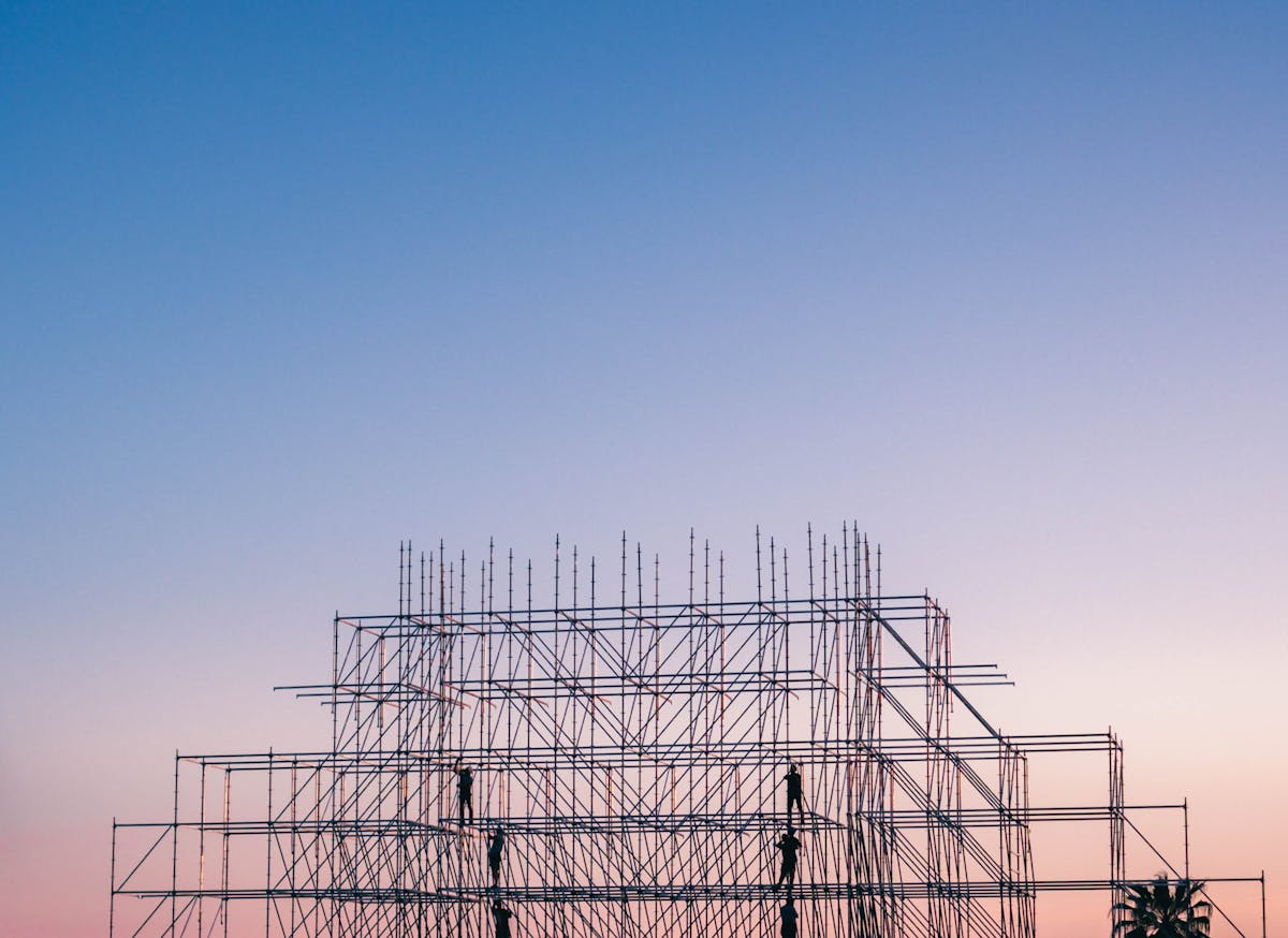 Active construction site in New South Wales with cranes — high demand for CPC50320 and CPC31320 graduates in Sydney